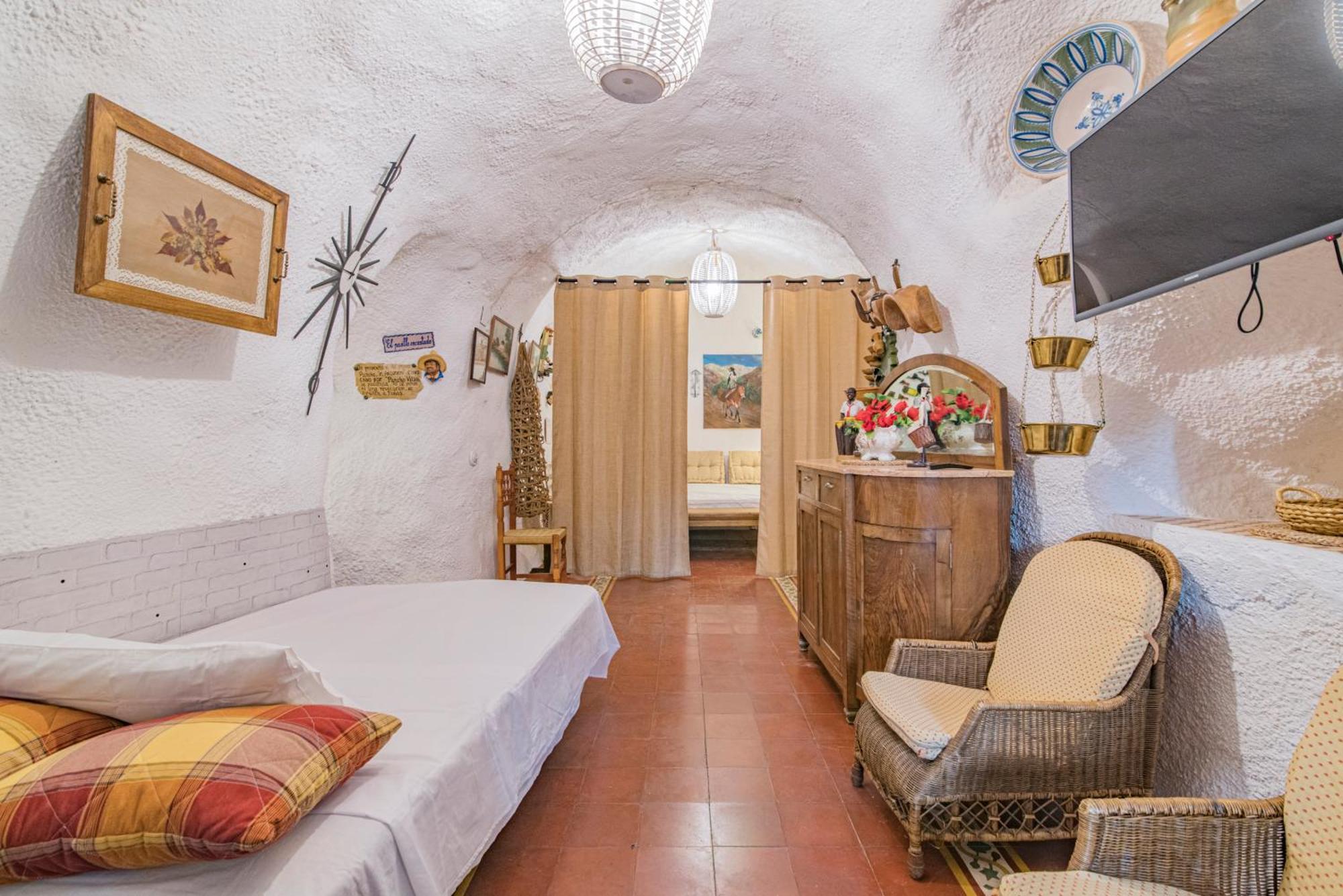 Cueva D'Antonio Apartment Monachil Bagian luar foto